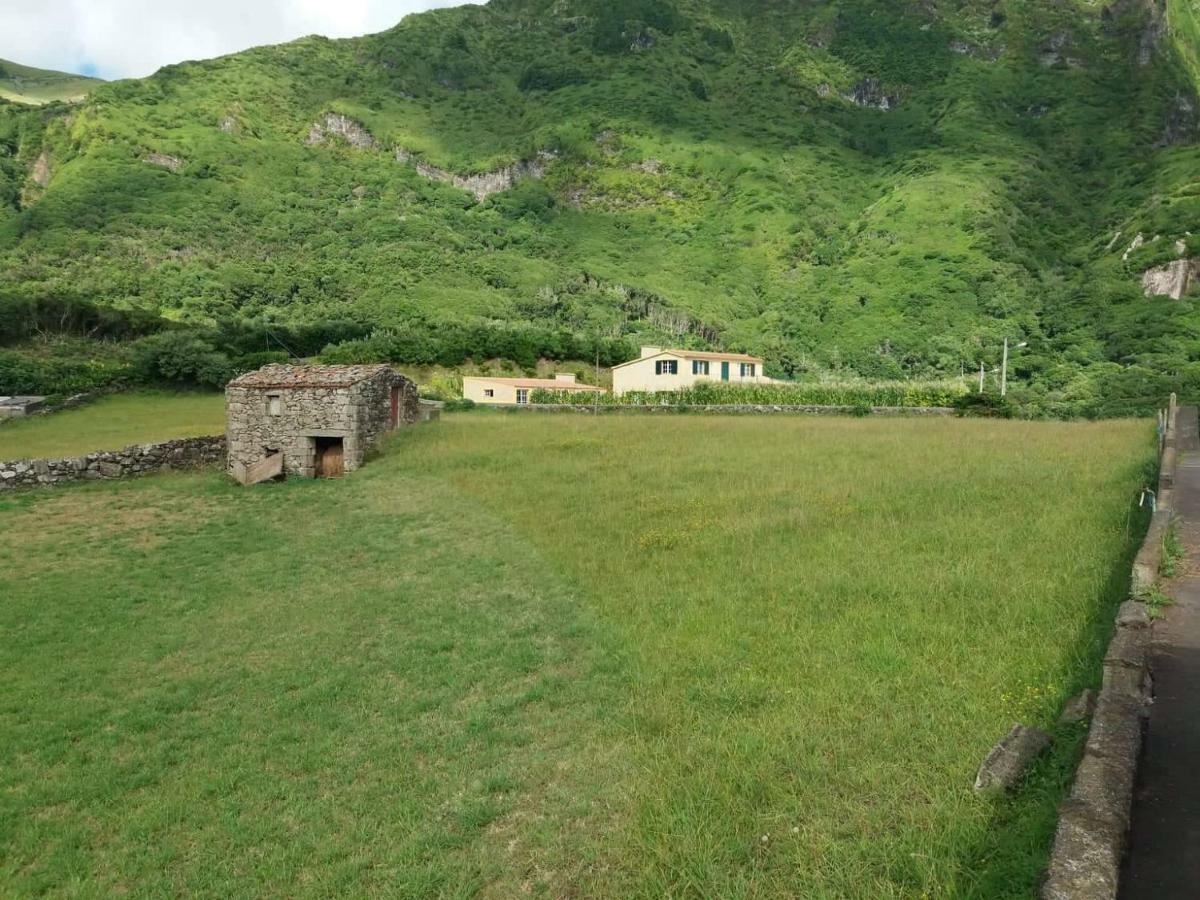 A Casa Do Ti Mendonca Villa Lajes das Flores Bagian luar foto